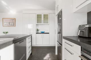 Sun & Surf Stay - Papamoa Holiday Home - 3