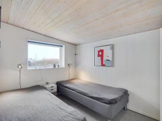 Holiday Home Gisl - 400m from the sea by Interhome - 2