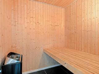 Holiday Home Trena - 1-2km to the fjord by Interhome - 5