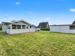 Holiday Home Solvejg - 280m from the sea by Interhome - 4