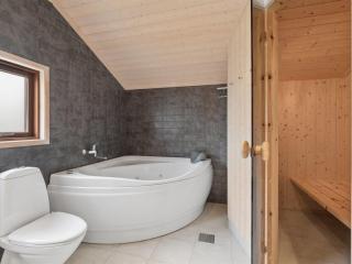 Holiday Home Heike - 650m from the sea by Interhome - 1