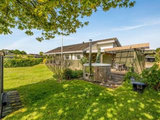Holiday Home Dimo - 75m to the fjord by Interhome - 1