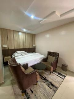 Wesley Hotels - 9