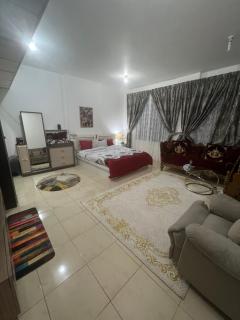 Royal Residence - 2