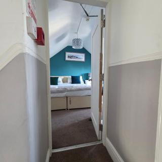 The Merrydale Guest House - 4