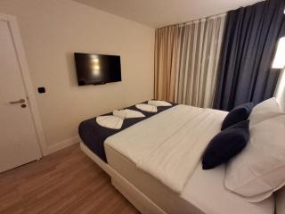 Orbi Luxurious Living & Bedroom 4 People - 1