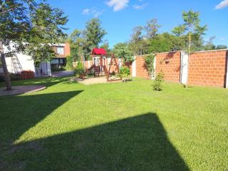 6 Huésped Casa Espaciosa Quincho Piscina Juegos - 2