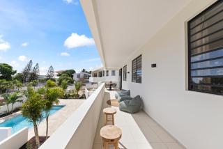 Modern Sunset & Ocean View Escape -Jan Thiel - 3