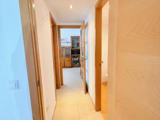 Charming 3-Bedroom Apartment in Orpesa, Spain - 4