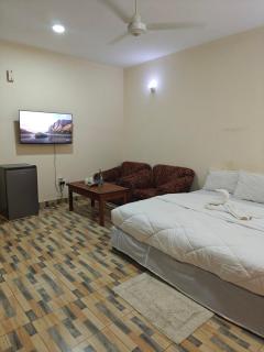 Modern stylish Studio with Sagala hill views - 5