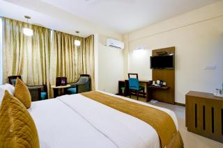The Pamposh Hotel - 6