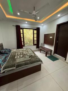 Cozy Nest Home Stay - 4