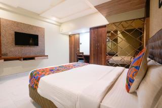 FabHotel Prasad International - 3