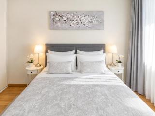 City Center Bright Home - 3