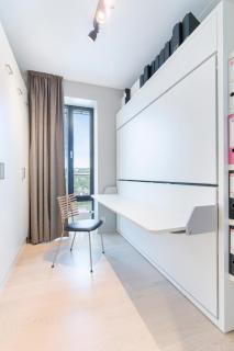 Central Penthouse on 19th Floor with Amazing View - 1