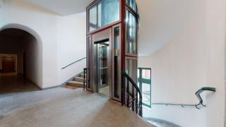 Panoramic Market Square View 2 bedrooms R265 - 2