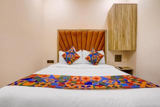 FabHotel Pride Suitz - 6