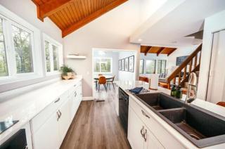 Treehouse style home near Lake Norwood - 2