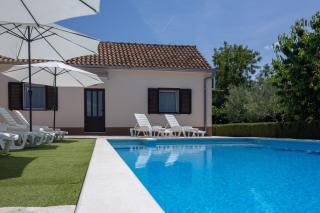 Holiday Home Tuta - 1