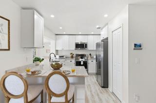 Waterfront Gem w/ Boat Dock, Pool in Apollo Beach - 1