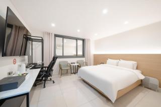 Rium Hotel - 8