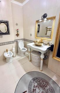 Luxury Classic Apartment - 2