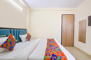 FabHotel Glass Castle - 7