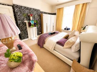 The Belford Suite Private Apartment - Couples Retreat For Two - 7