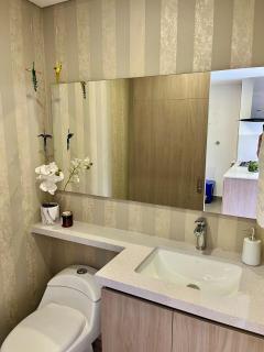 Luxury Suite, Daily Cleaning & Coffee - 1