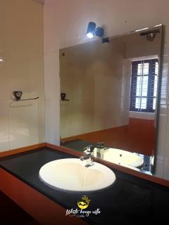 White House Wellness Resort - 1