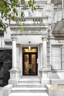 Prime UES Newly Renovated Luxury 2BR Central Park - 1