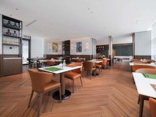 Novotel Xiamen Downtown - 4