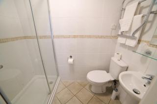 Rooms At 95 Long Street - 4