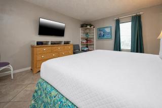 Island Winds East 301 - 3