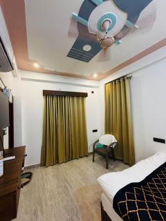 Hotel Awadh Shree Palace ll Near Ram Mandir - 3