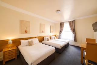 Rooms At 95 Long Street - 9