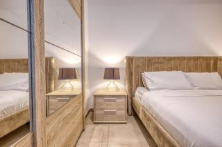 Valletta Views Sliema 2BR Next to Zara - 6