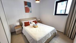 Spacious & Modern - Best Larnaca Location - 8