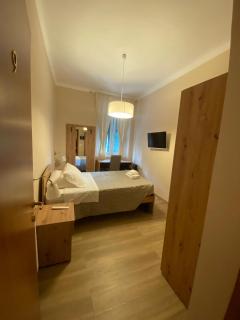 ALBERGO LOCANDA DIANA - Genoa - 2