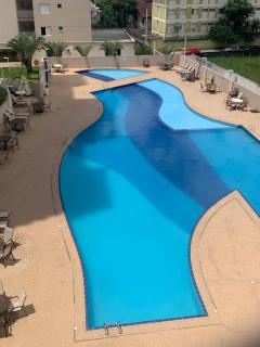 Apto 2 Quartos com Varanda Vista Piscina a 300m da Praia Enseada Ideal para Famílias - 8