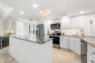 Gulf & Bay Club by Beachside Management - 6