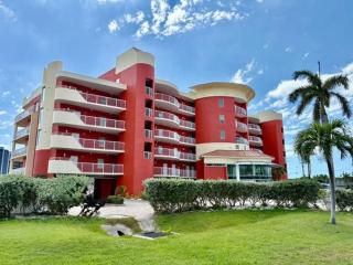 Crystal Palms Beach Resort by Distinctive Beach Rentals - 9