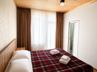 Family Guesthouse Mestia - 4