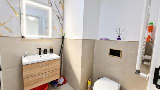 Aparthotel D49 - ALZ Odyssey Pool & Spa Resort - 3