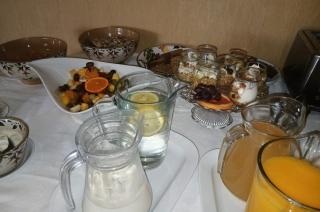Meath Arms Country Inn - 2
