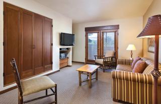 CW Taos Resort Two 1BR Suites - 1