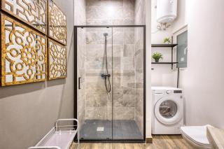 A Charming Swieqi 1 bedroom with Private Entrance - 2