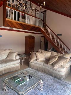 Pillow Talk Bed and Breakfast - 2