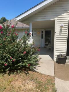 BnB 2 Bedroom large driveway - 6