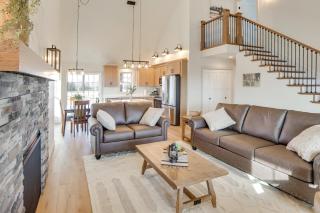 1 Mi to Missouri River! 2-Home Bundle for Families - 6